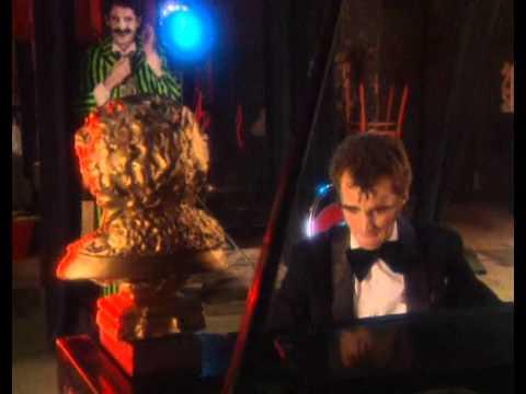 Маски в опере